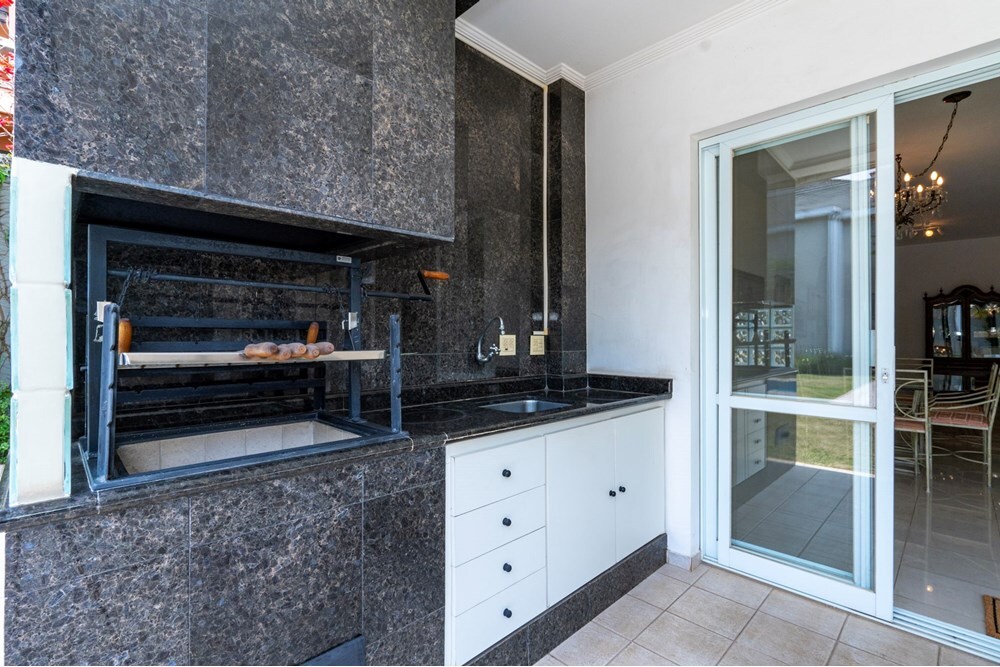 Residencial Multifamiliar de 4 quartos, 613m² no bairro Jardim Leonor, em São Paulo | Eu Corretor