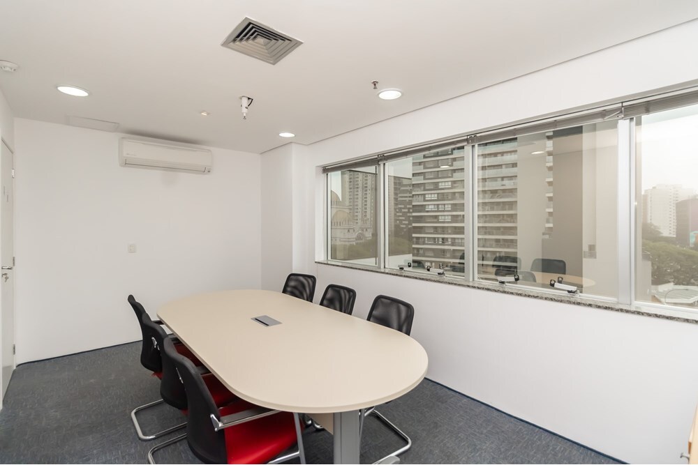 PCD 184 Sala 630331089-6 - REMAX Comunità Exclusividades