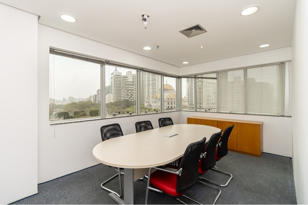 PCD 184 Sala 630331089-6 - REMAX Comunità Exclusividades