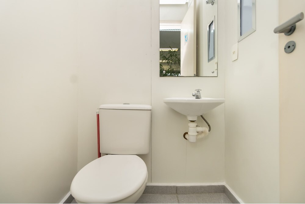 PCD 184 Sala 630331089-6 - REMAX Comunità Exclusividades