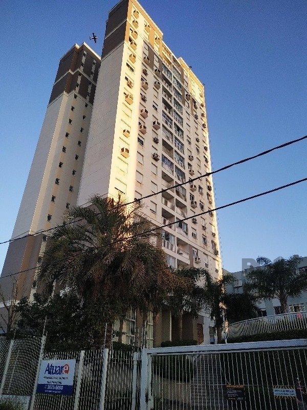 Residencial Multifamiliar de 3 quartos, 75m² no bairro Cristo Redentor, em Porto Alegre | Eu Corretor