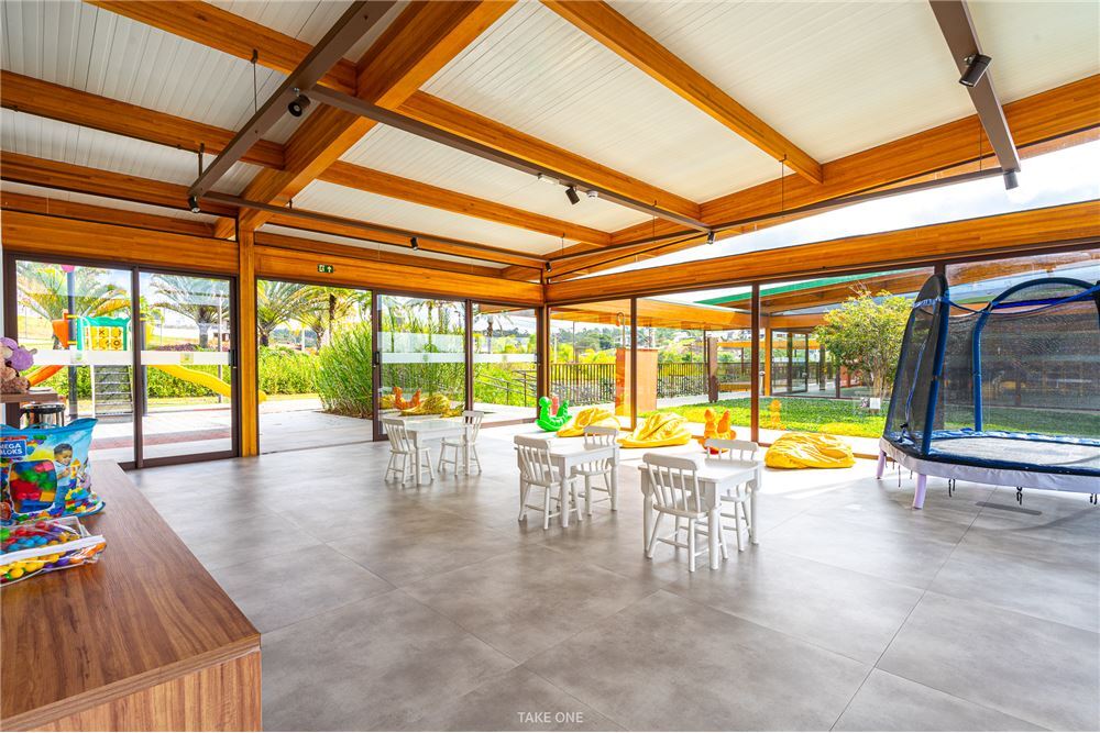 MCTDA 1729 Lote 690591010-22 - REMAX Máxima Exclusividades