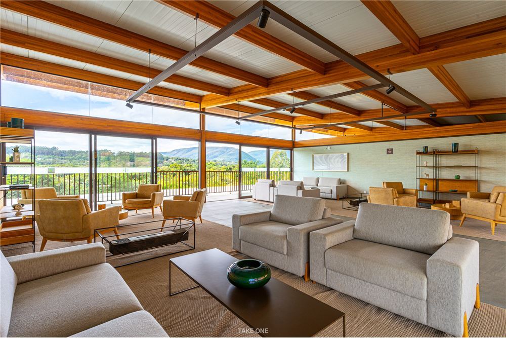 MCTDA 1729 Lote 690591010-22 - REMAX Máxima Exclusividades