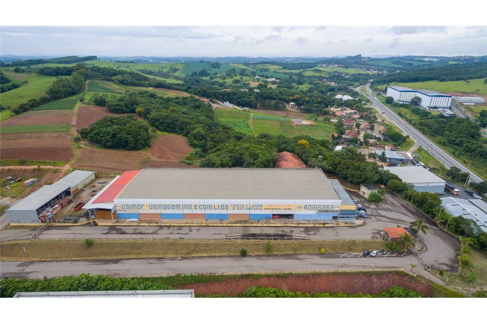 CEMZ 69 Pavilhão 690591010-33 - REMAX Máxima Exclusividades