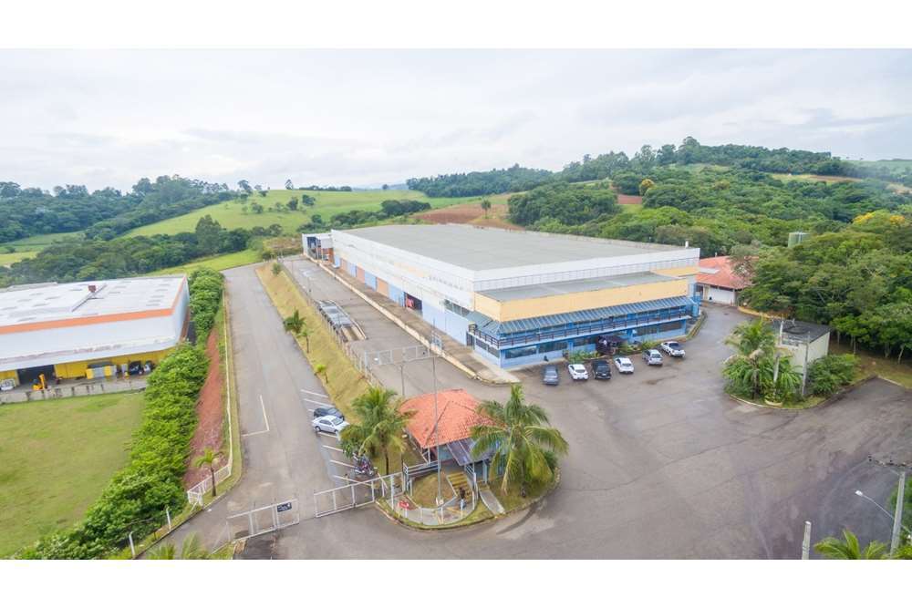 CEMZ 69 Pavilhão 690591010-33 - REMAX Máxima Exclusividades