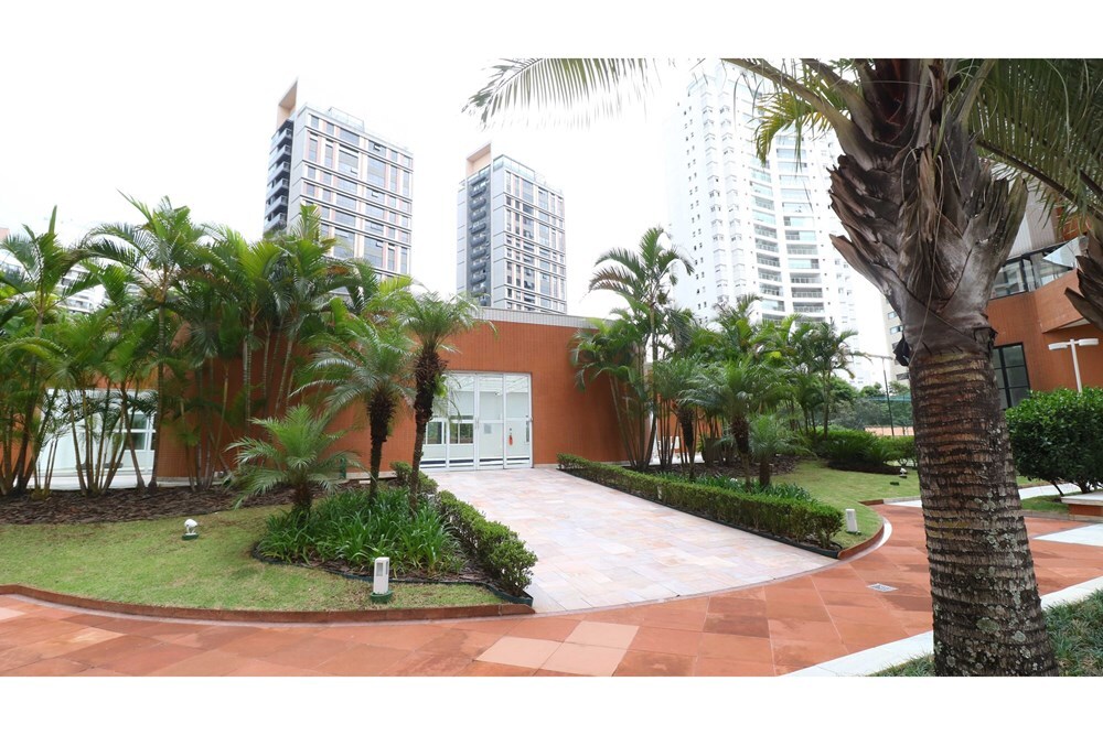 PFW 11 Apto 601361044-28 - REMAX Trio Exclusividades