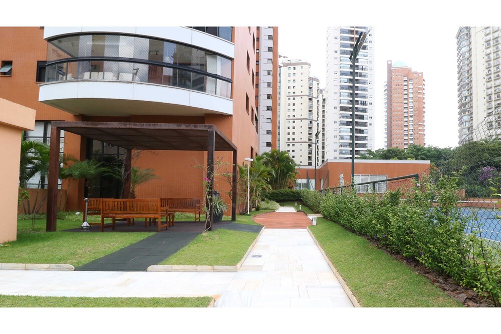 PFW 11 Apto 601361044-28 - REMAX Trio Exclusividades