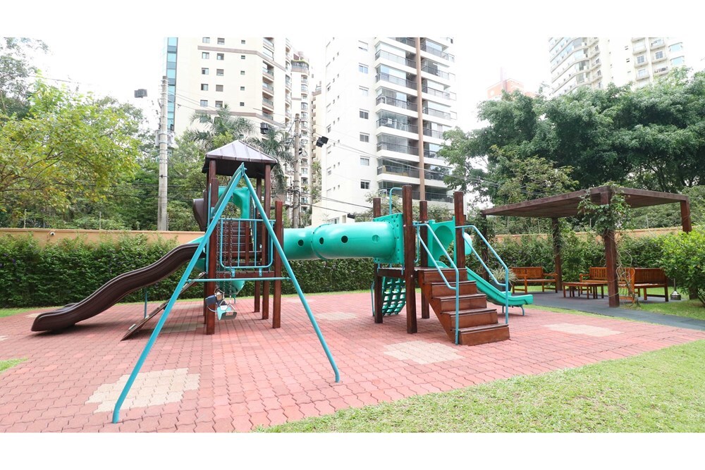 PFW 11 Apto 601361044-28 - REMAX Trio Exclusividades