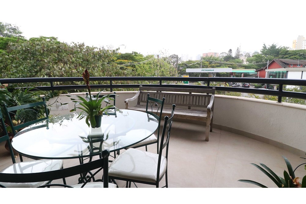 Residencial Multifamiliar de 4 quartos, 234m² no bairro Paraíso do Morumbi, em São Paulo | Eu Corretor