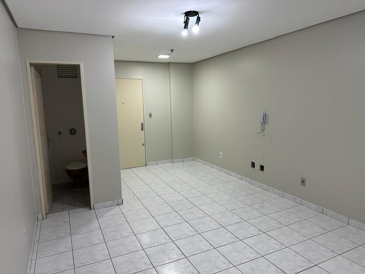 Comercial de 25m² no bairro Azenha, em Porto Alegre | Eu Corretor