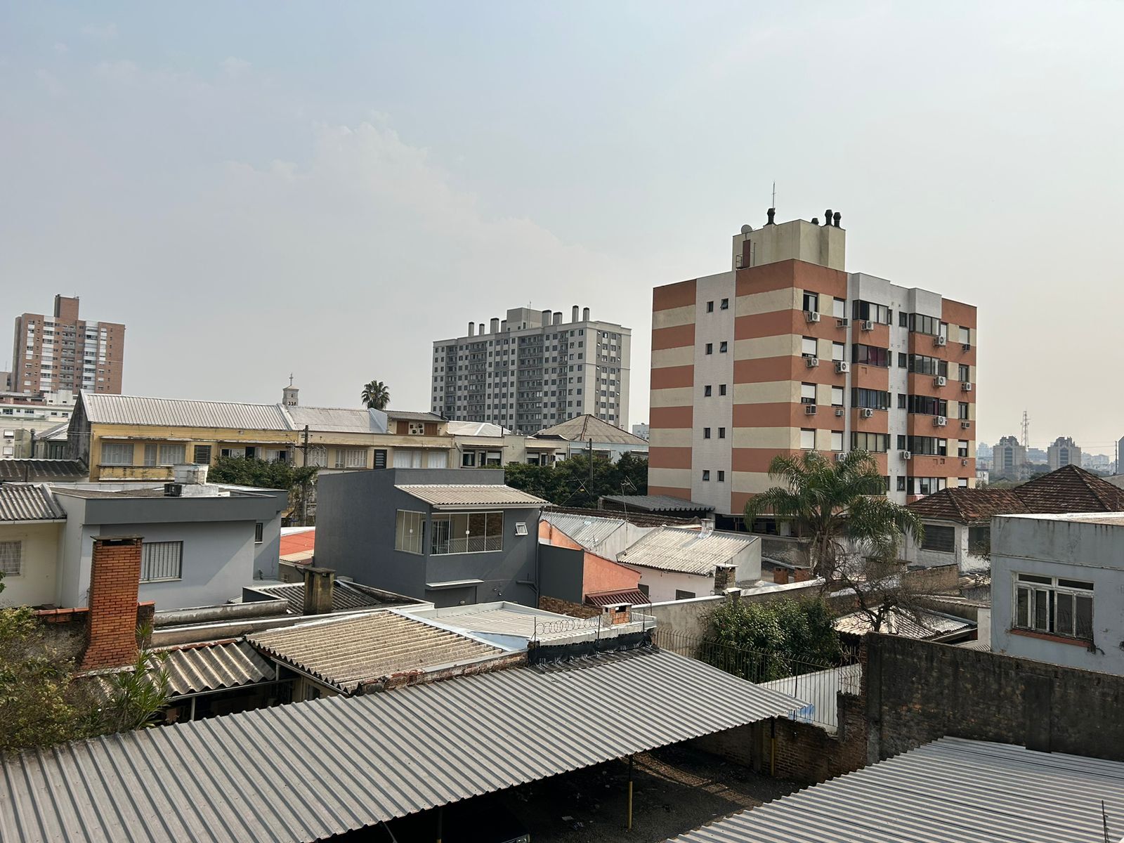Comercial de 25m² no bairro Azenha, em Porto Alegre | Eu Corretor