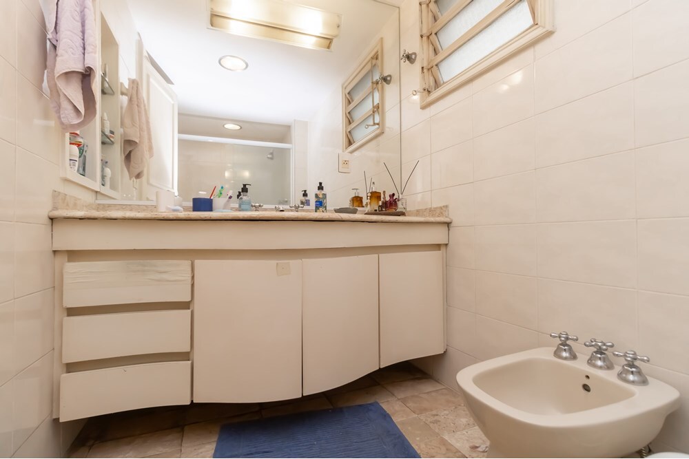 MG 422 Apto 601721002-44 - REMAX Front Exclusividades