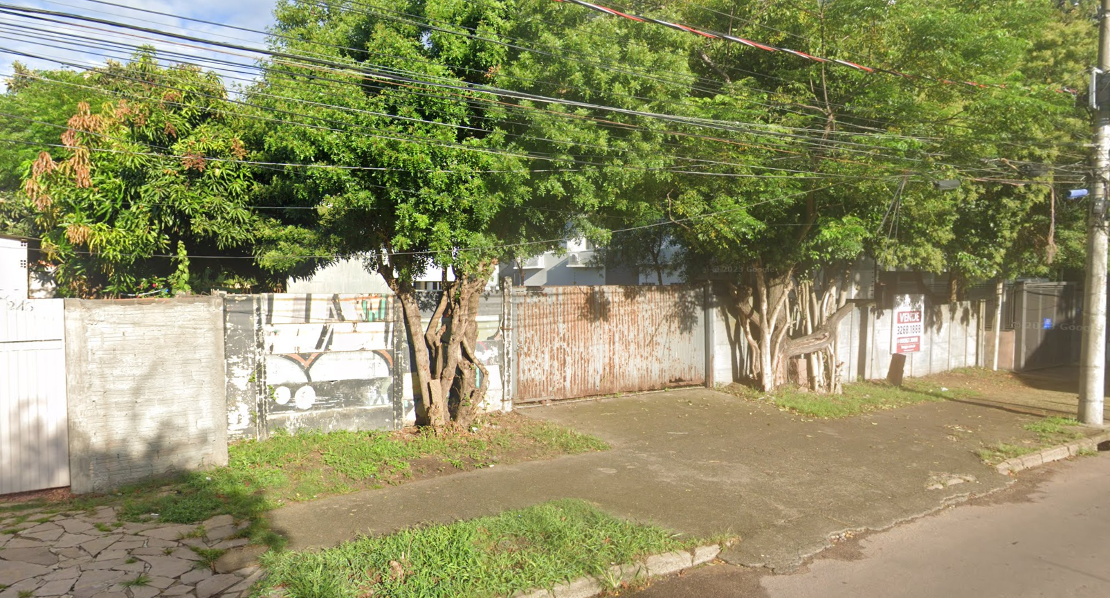 Residencial Multifamiliar de 2300m² no bairro Camaquã, em Porto Alegre | Eu Corretor