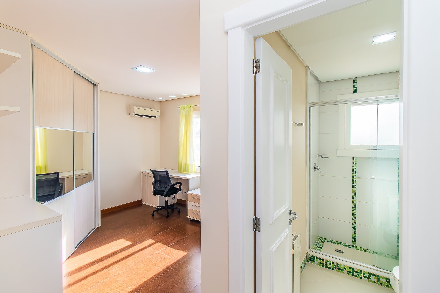 Residencial Multifamiliar de 4 quartos, 387m² no bairro Belém Novo, em Porto Alegre | Eu Corretor