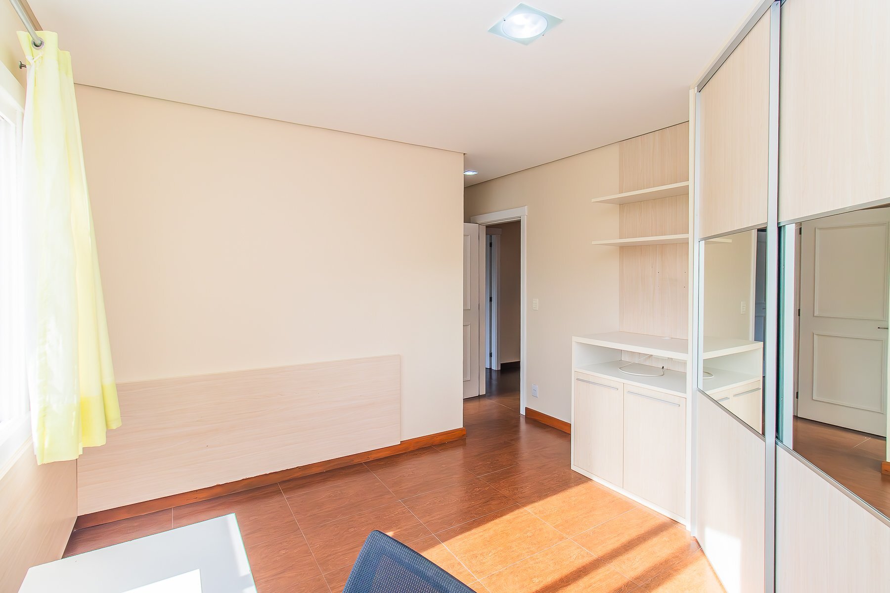 Residencial Multifamiliar de 4 quartos, 387m² no bairro Belém Novo, em Porto Alegre | Eu Corretor
