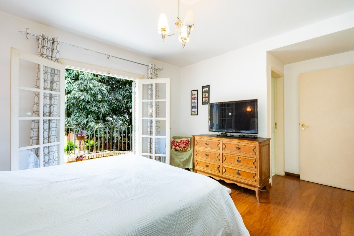 Residencial Multifamiliar de 3 quartos, 500m² no bairro Chácara Monte Alegre, em São Paulo | Eu Corretor