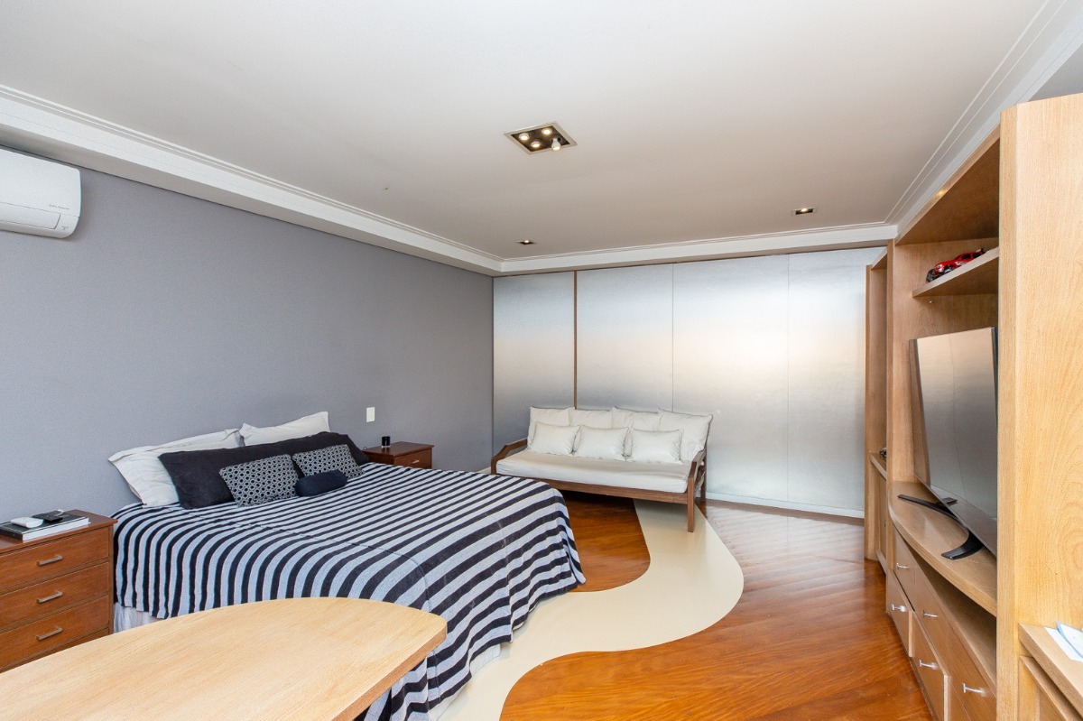 Residencial Multifamiliar de 4 quartos, 873m² no bairro Fazenda Morumbi, em São Paulo | Eu Corretor