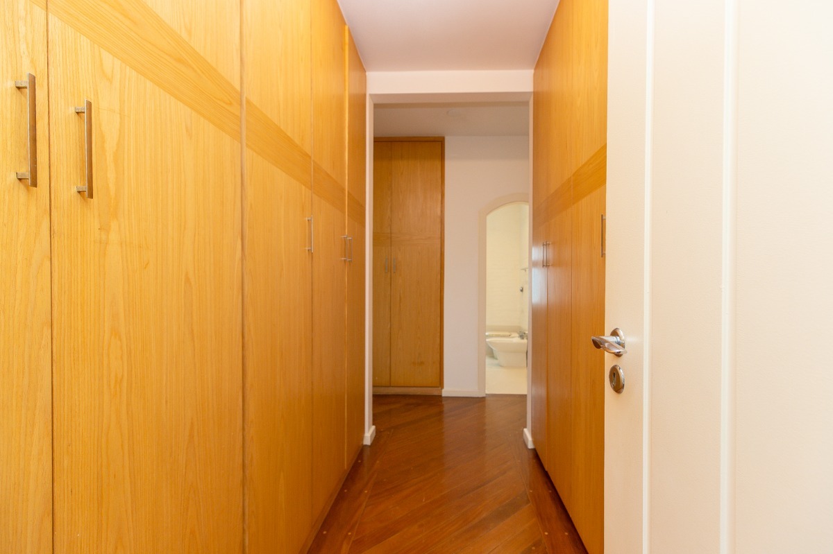 Residencial Multifamiliar de 4 quartos, 873m² no bairro Fazenda Morumbi, em São Paulo | Eu Corretor