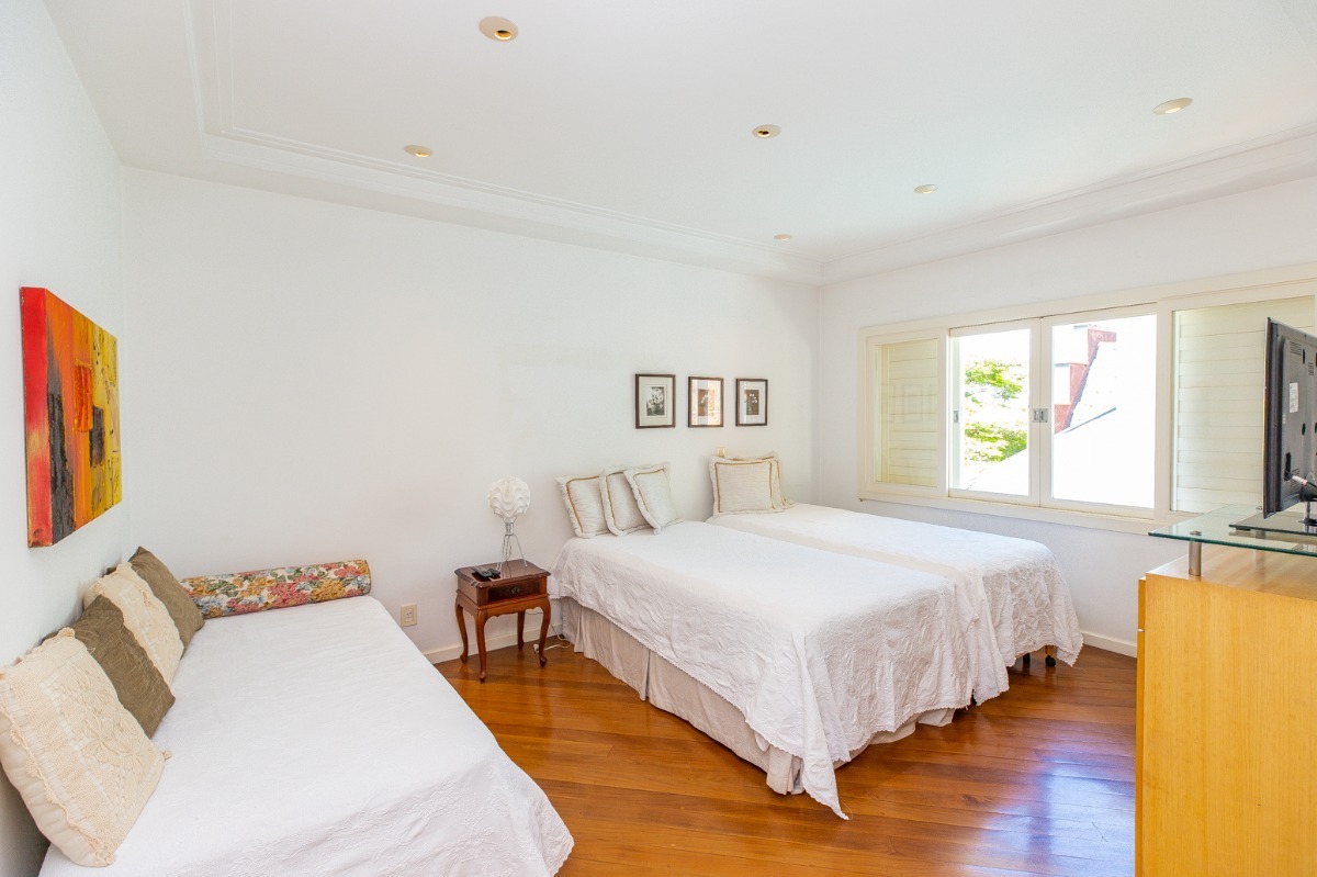 Residencial Multifamiliar de 4 quartos, 873m² no bairro Fazenda Morumbi, em São Paulo | Eu Corretor