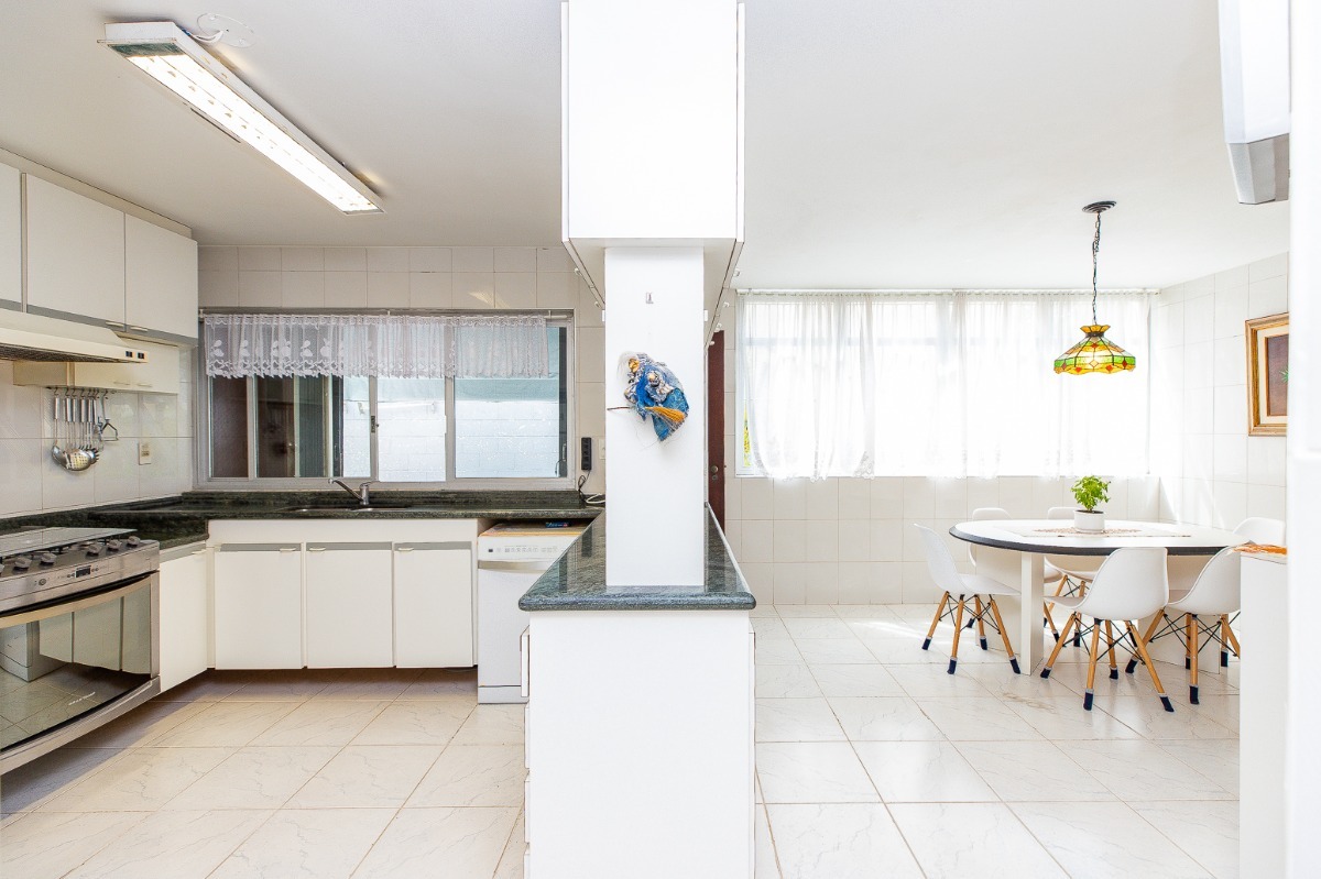 Residencial Multifamiliar de 4 quartos, 384m² no bairro Jardim Marajoara, em São Paulo | Eu Corretor