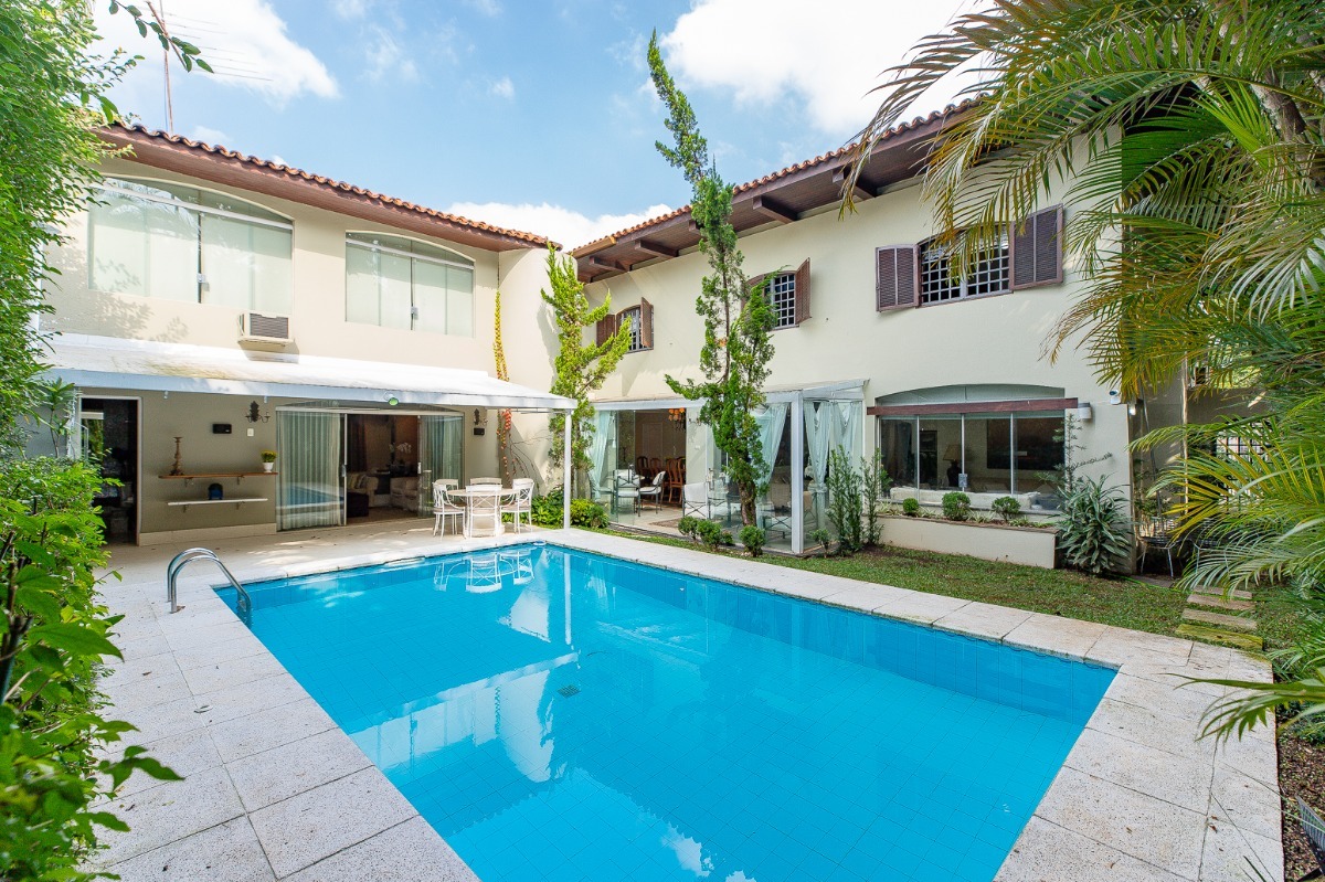 Residencial Multifamiliar de 4 quartos, 480m² no bairro Alto de Pinheiros, em São Paulo | Eu Corretor