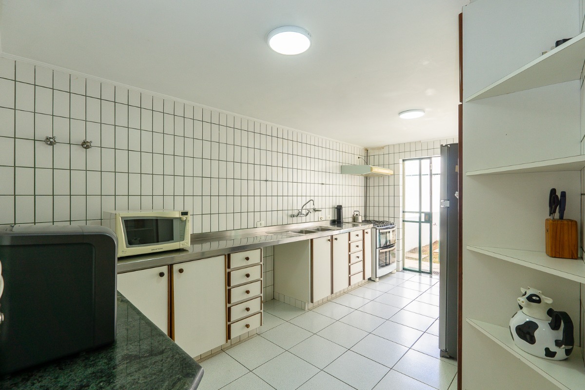 Residencial Multifamiliar de 3 quartos, 288m² no bairro Jardim das Bandeiras, em São Paulo | Eu Corretor