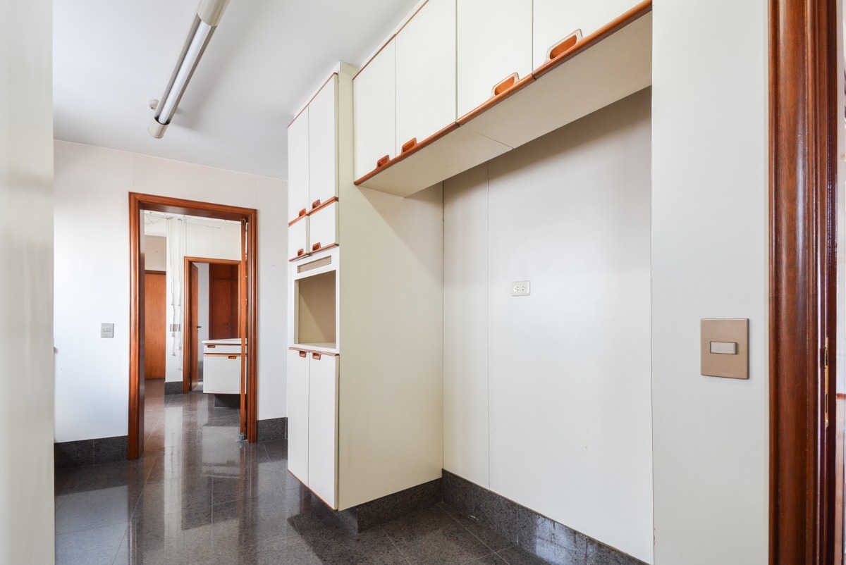 Residencial Multifamiliar de 4 quartos, 274m² no bairro Pacaembu, em São Paulo | Eu Corretor