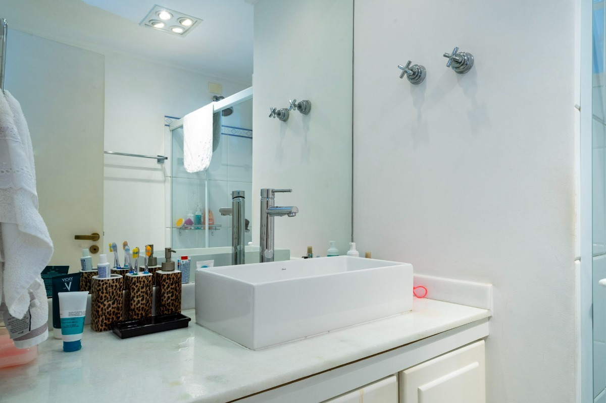 Residencial Multifamiliar de 3 quartos, 185m² no bairro Vila Suzana, em São Paulo | Eu Corretor