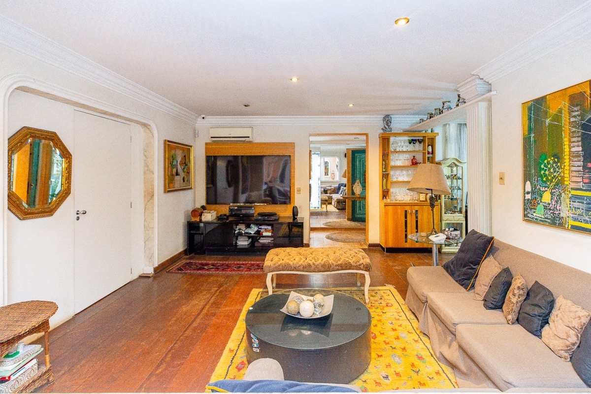 Residencial Multifamiliar de 4 quartos, 198m² no bairro Alto de Pinheiros, em São Paulo | Eu Corretor