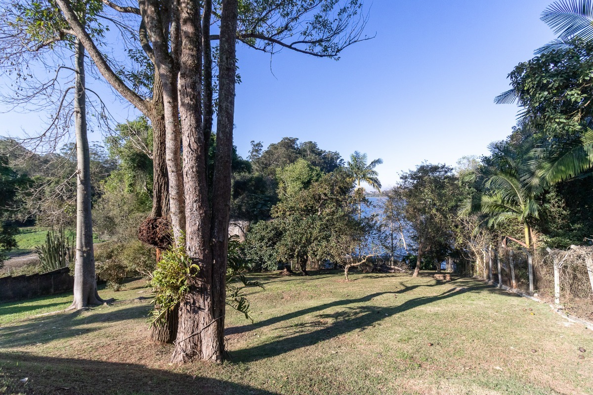 Residencial Multifamiliar de 6 quartos, 450m² no bairro Guarapiranga, em São Paulo | Eu Corretor