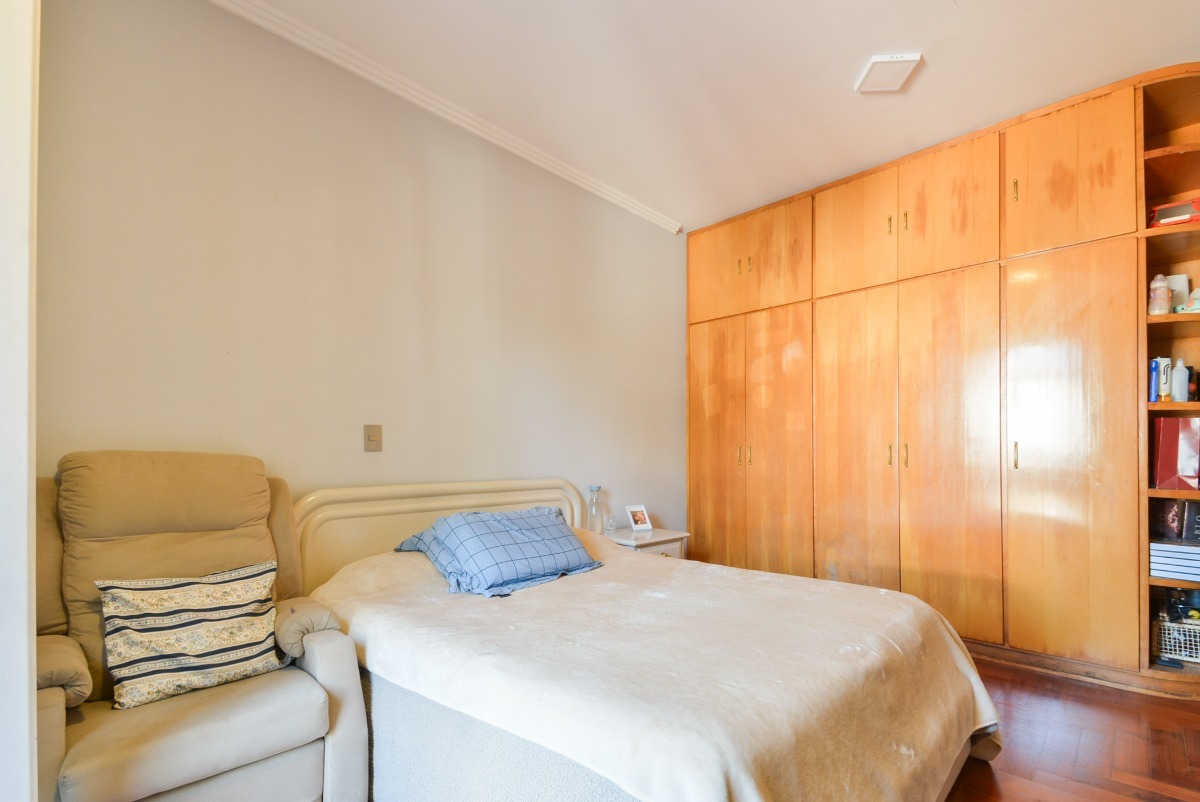 Residencial Multifamiliar de 4 quartos, 962m² no bairro Caxingui, em São Paulo | Eu Corretor