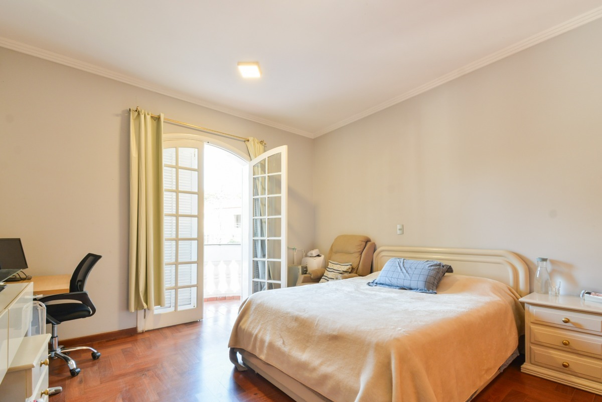 Residencial Multifamiliar de 4 quartos, 962m² no bairro Caxingui, em São Paulo | Eu Corretor