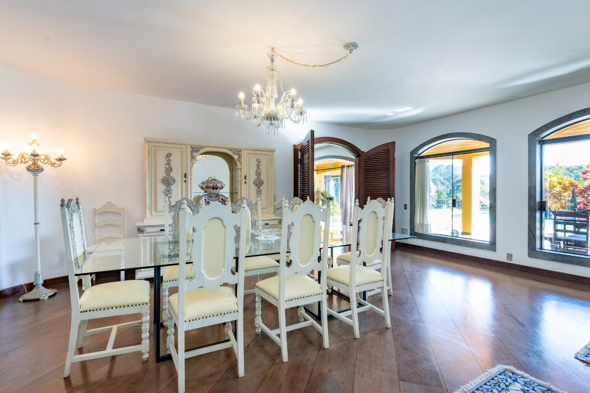 Residencial Multifamiliar de 6 quartos, 1224m² no bairro Condomínio Iolanda, em Taboão da Serra | Eu Corretor