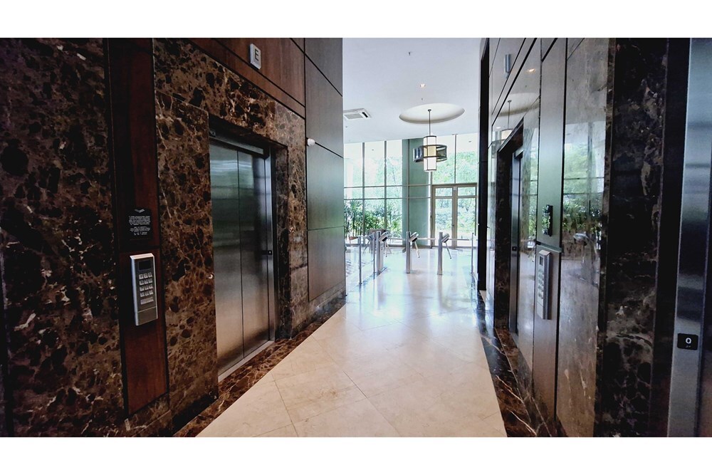 BP 72 Sala 601361020-384 - REMAX Trio Exclusividades BP 72 Sala 601361020-384 - REMAX Trio Exclusividades