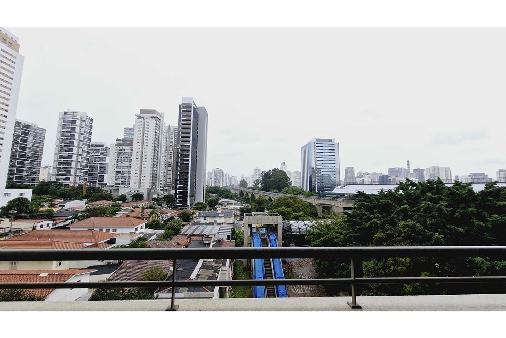 BP 72 Sala 601361020-384 - REMAX Trio Exclusividades BP 72 Sala 601361020-384 - REMAX Trio Exclusividades