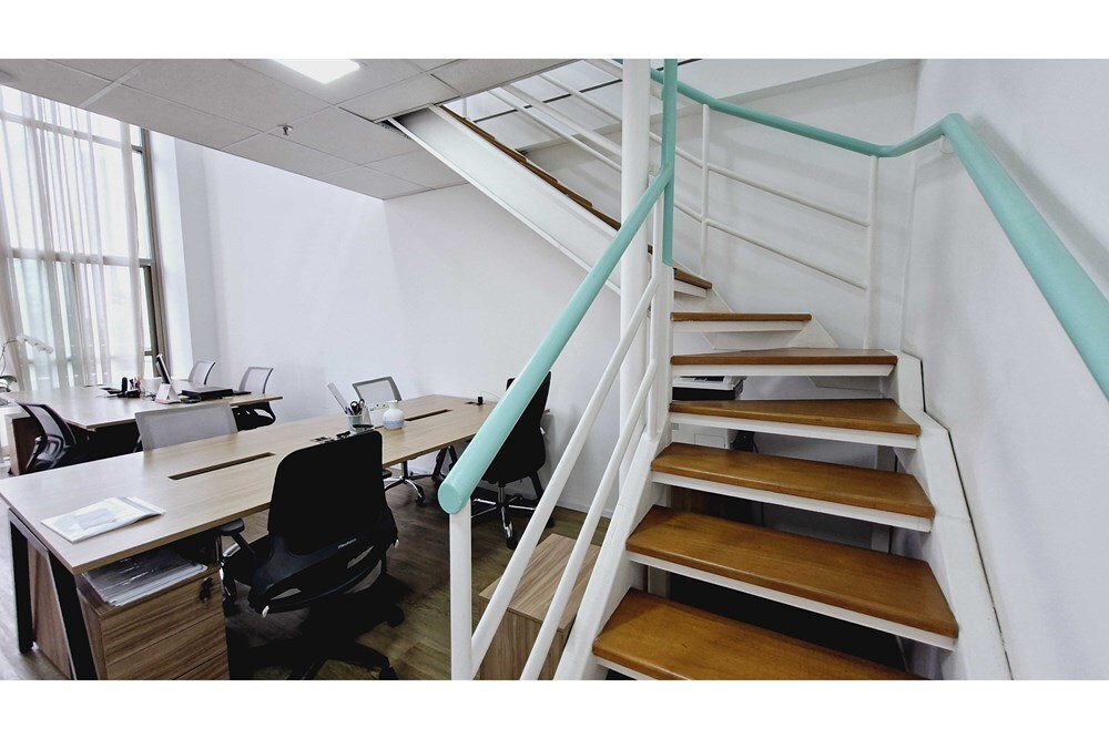 BP 72 Sala 601361020-384 - REMAX Trio Exclusividades BP 72 Sala 601361020-384 - REMAX Trio Exclusividades