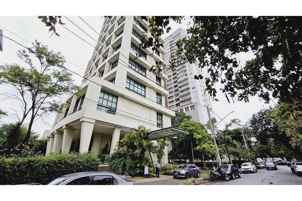 BP 72 Sala 601361020-384 - REMAX Trio Exclusividades BP 72 Sala 601361020-384 - REMAX Trio Exclusividades