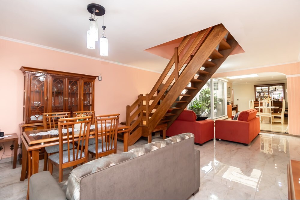 CMP 638 Casa 601811010-25 - REMAX HomeVision Exclusividades