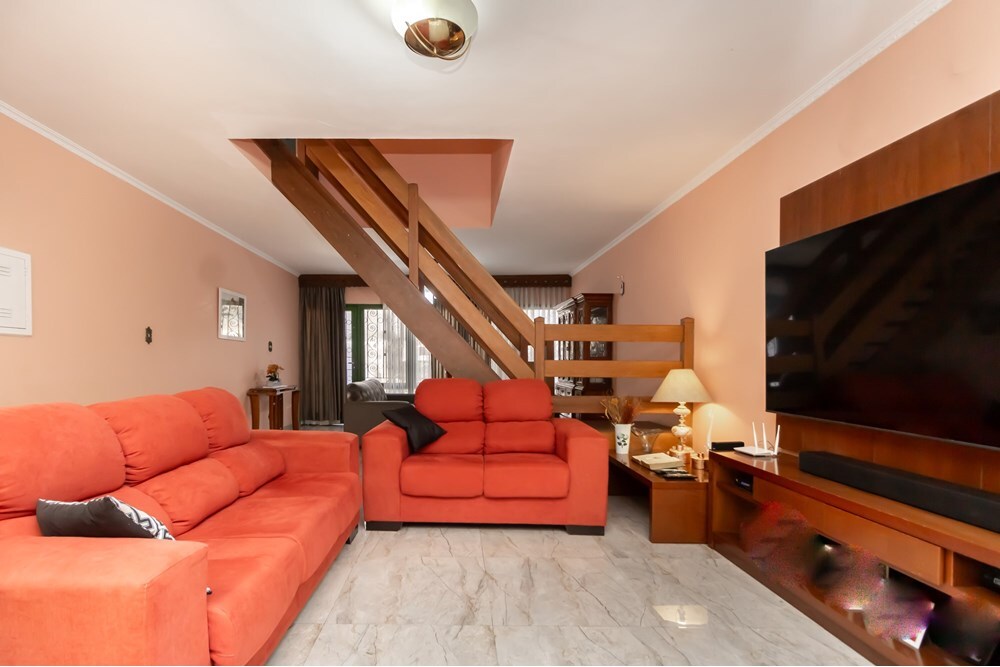 CMP 638 Casa 601811010-25 - REMAX HomeVision Exclusividades