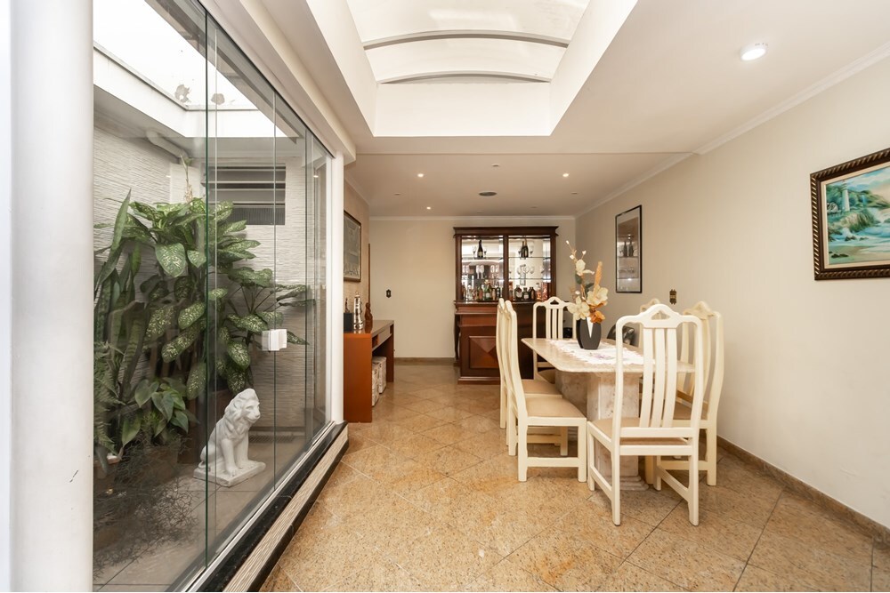 CMP 638 Casa 601811010-25 - REMAX HomeVision Exclusividades