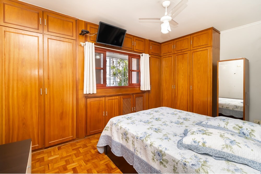 CMP 638 Casa 601811010-25 - REMAX HomeVision Exclusividades