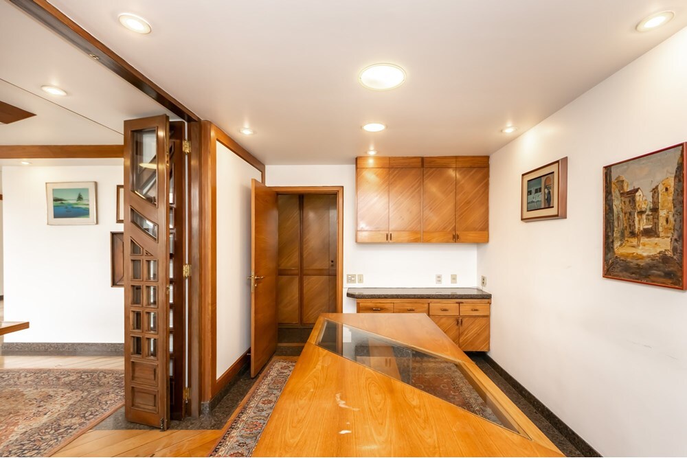 JEAMV 725 Apto 601081065-20 - REMAX Lepex Exclusividades