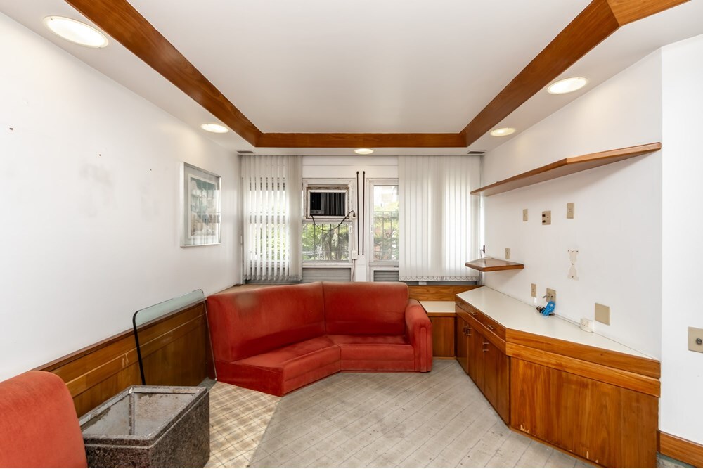 JEAMV 725 Apto 601081065-20 - REMAX Lepex Exclusividades