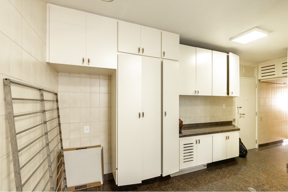 JEAMV 725 Apto 601081065-20 - REMAX Lepex Exclusividades