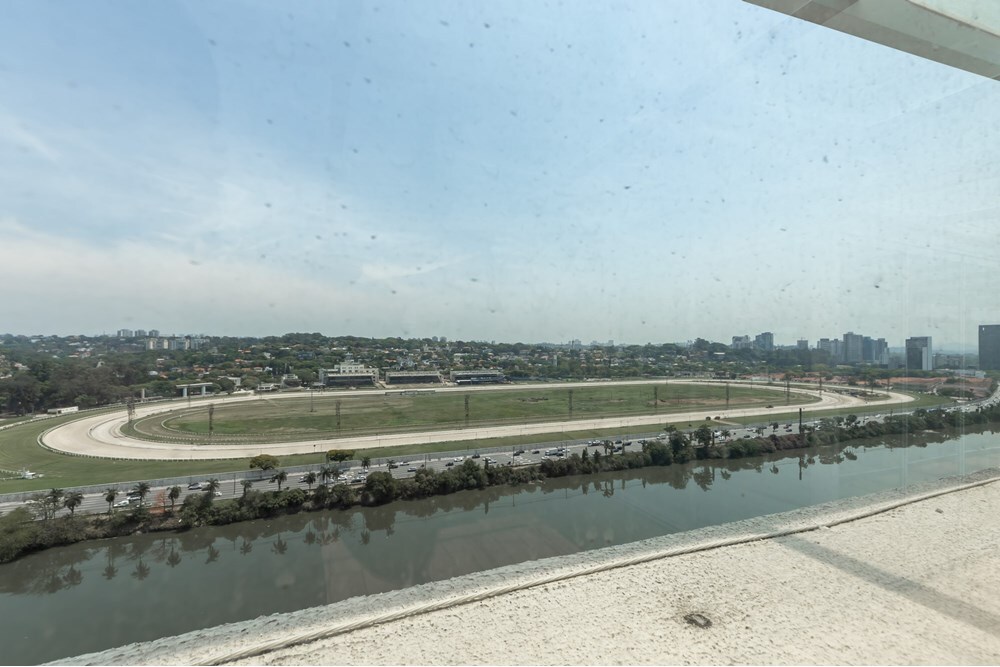 JEAMV 725 Apto 601081065-20 - REMAX Lepex Exclusividades