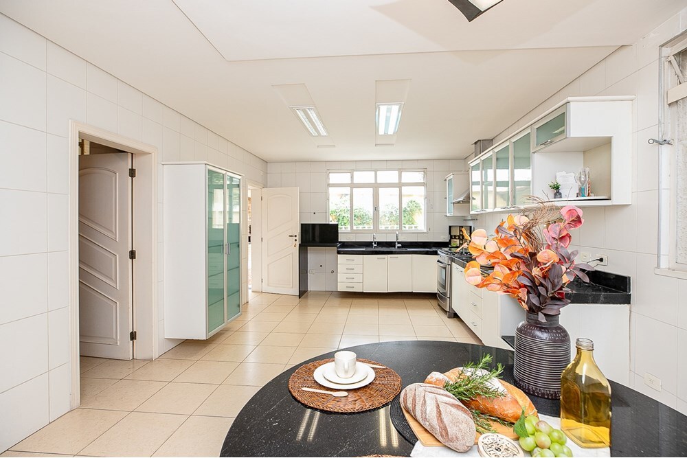 Residencial Multifamiliar de 5 quartos, 454m² no bairro Jardim dos Estados, em São Paulo | Eu Corretor