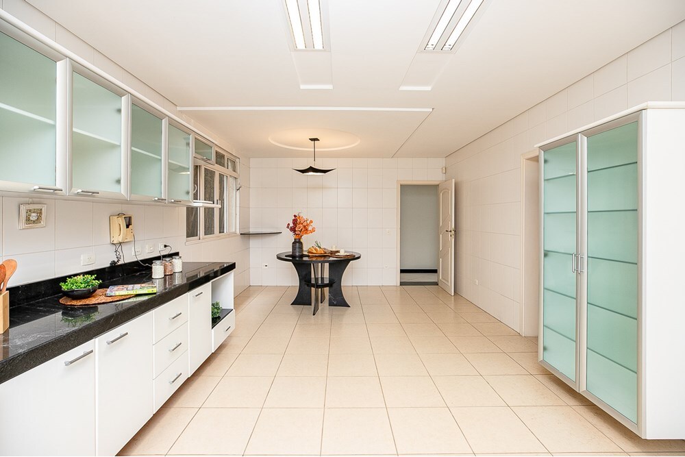 Residencial Multifamiliar de 5 quartos, 454m² no bairro Jardim dos Estados, em São Paulo | Eu Corretor