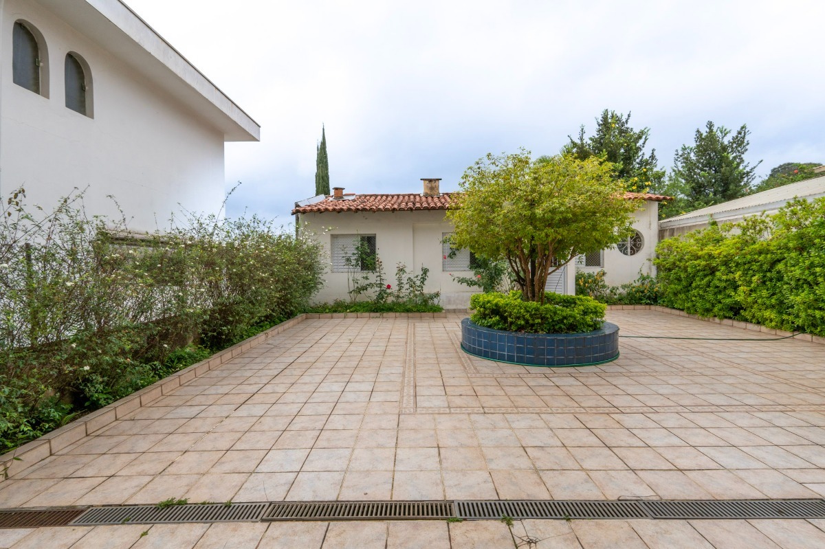 Residencial Multifamiliar de 3 quartos, 303m² no bairro Vila Sônia, em São Paulo | Eu Corretor