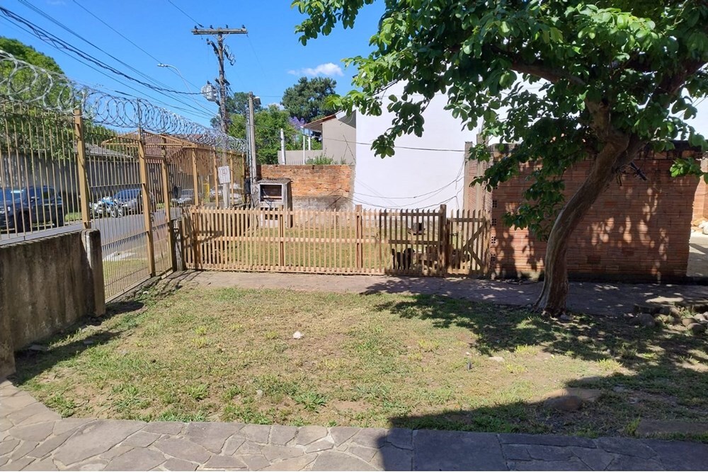 Residencial Multifamiliar de 478m² no bairro Jardim Itu, em Porto Alegre | Eu Corretor