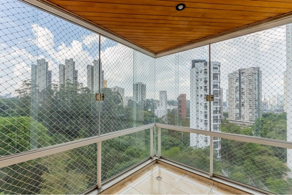 Residencial Multifamiliar de 4 quartos, 273m² no bairro Vila Andrade, em São Paulo | Eu Corretor
